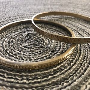 Gold bangles - C'est La Vie - Set of 2